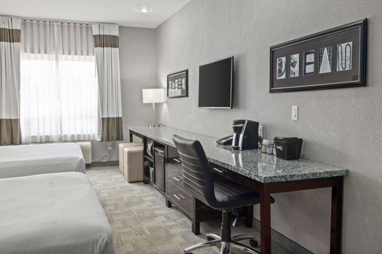Home Inn & Suites Regina Airport Eksteriør bilde
