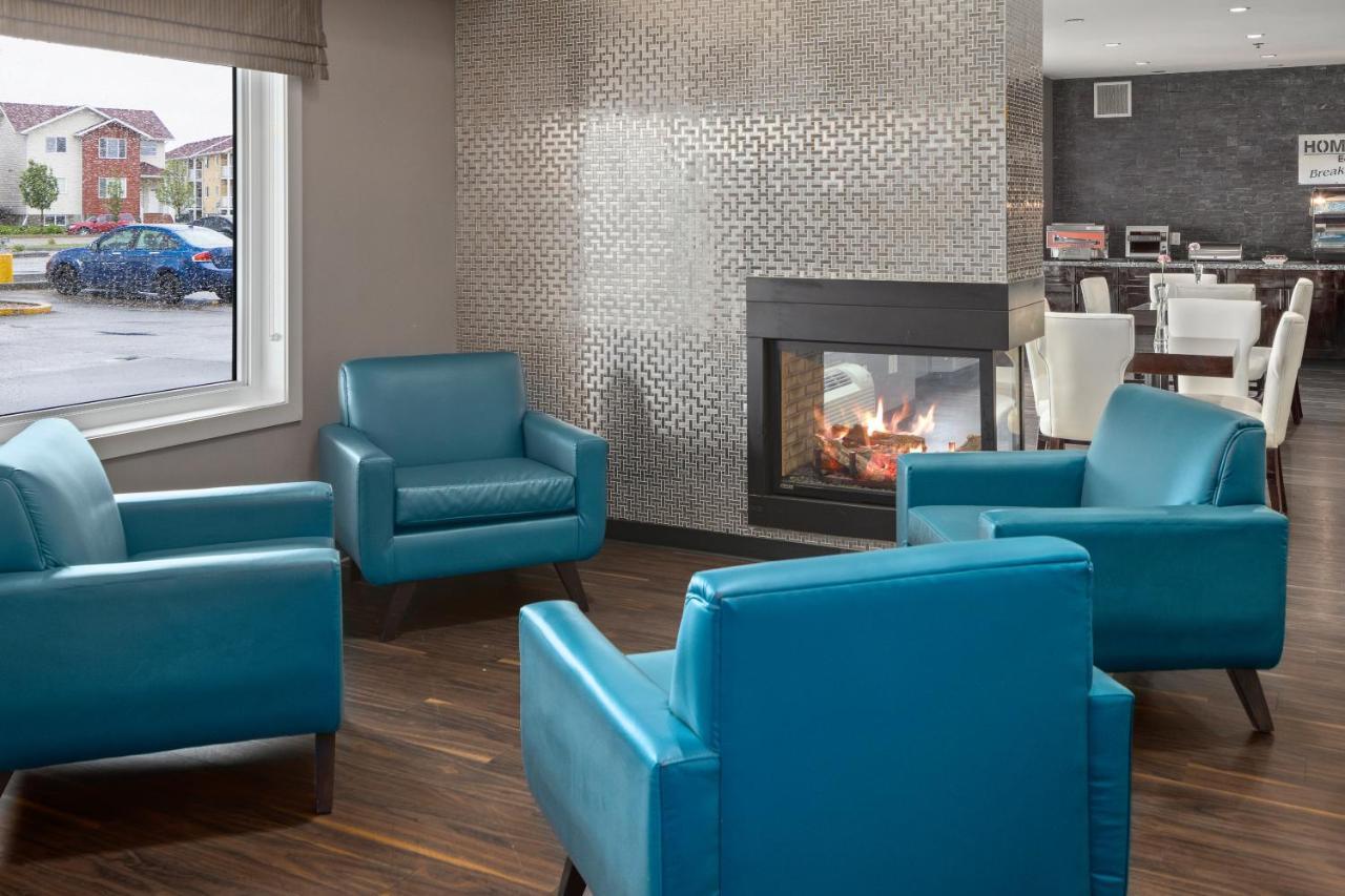 Home Inn & Suites Regina Airport Eksteriør bilde