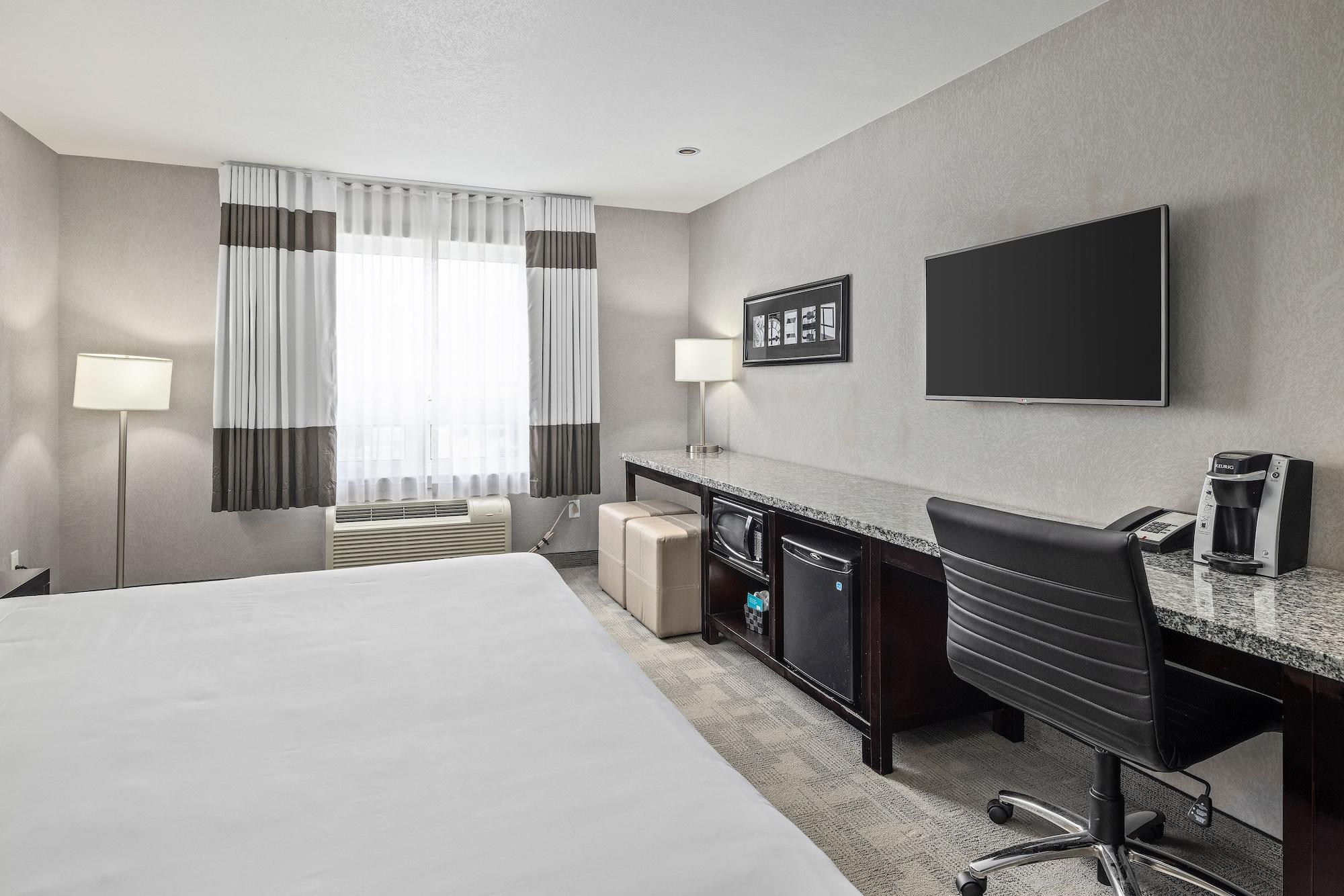 Home Inn & Suites Regina Airport Eksteriør bilde