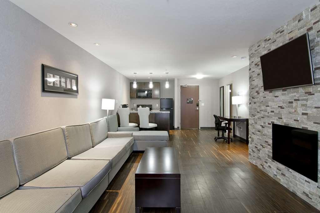 Home Inn & Suites Regina Airport Rom bilde