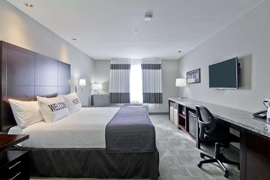 Home Inn & Suites Regina Airport Rom bilde