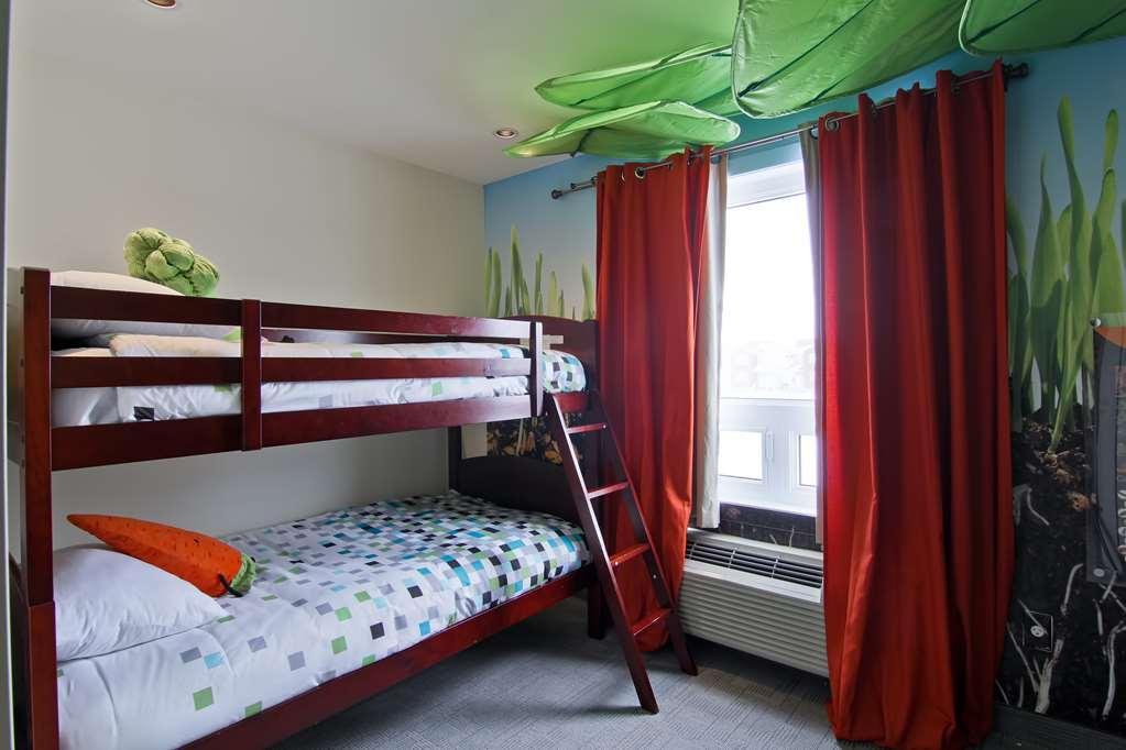 Home Inn & Suites Regina Airport Rom bilde