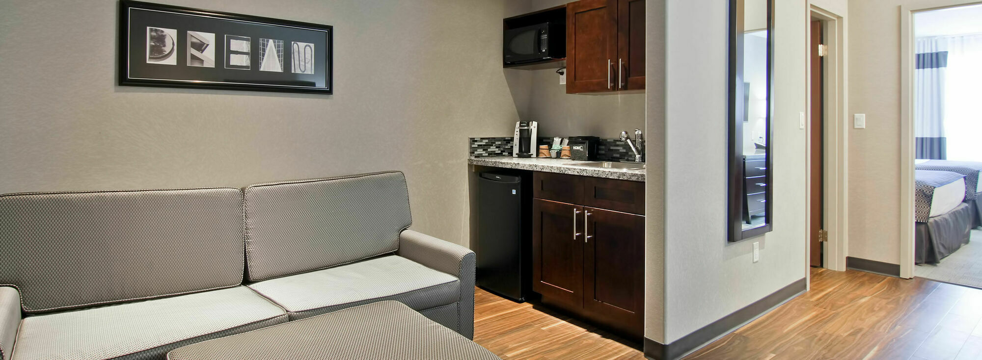 Home Inn & Suites Regina Airport Eksteriør bilde