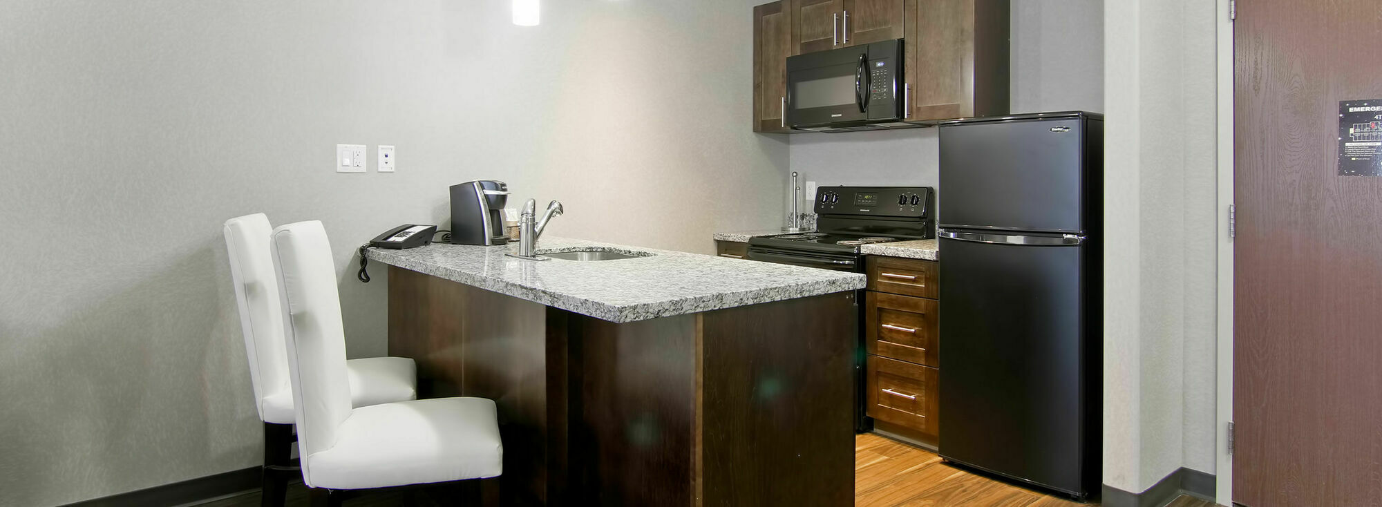 Home Inn & Suites Regina Airport Eksteriør bilde